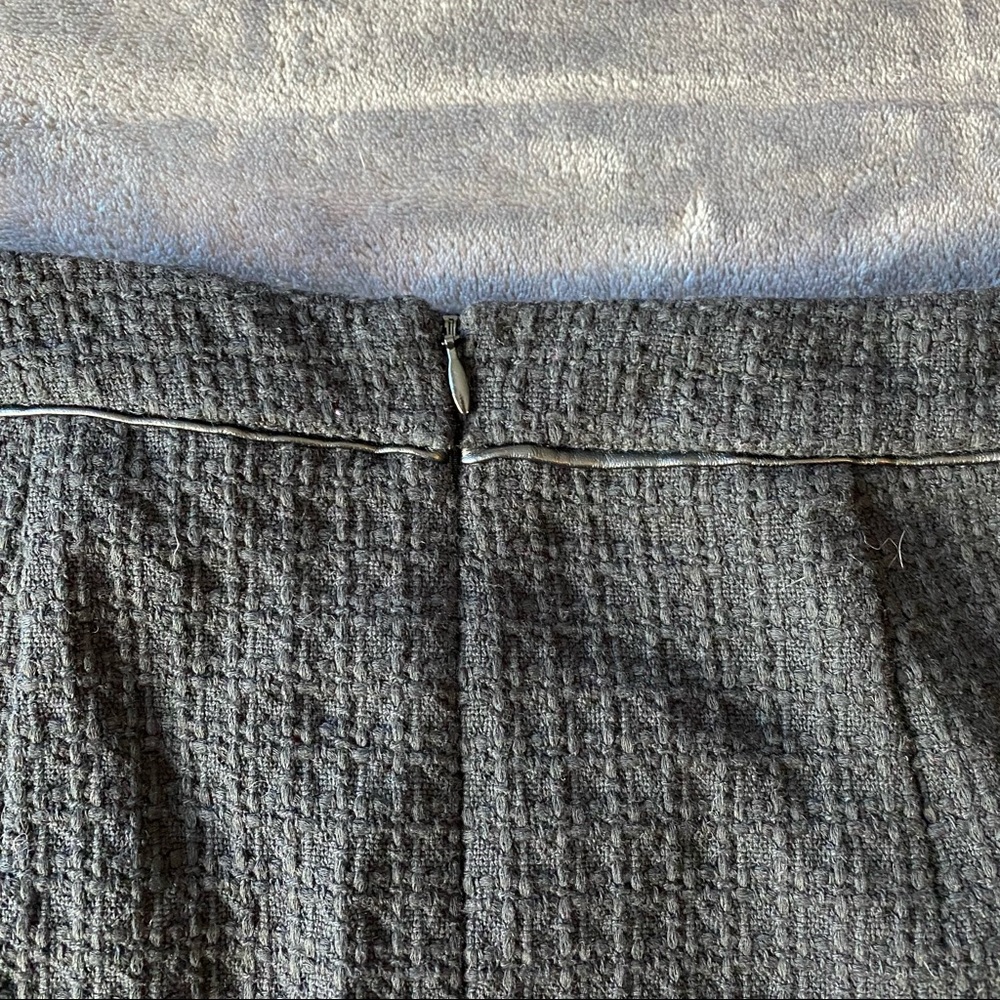 White House Black Market Black Large Button Tweed and faux leather Skirt size 8 - Picture 6 of 12